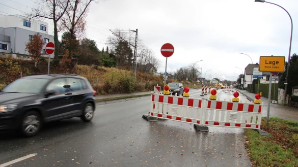 In Richtung Innenstadt geht auf der B 239 aus Bad Salzuflen kommend seit mehr als einer Woche nichts mehr. - &copy; Kirsten Fuhrmann