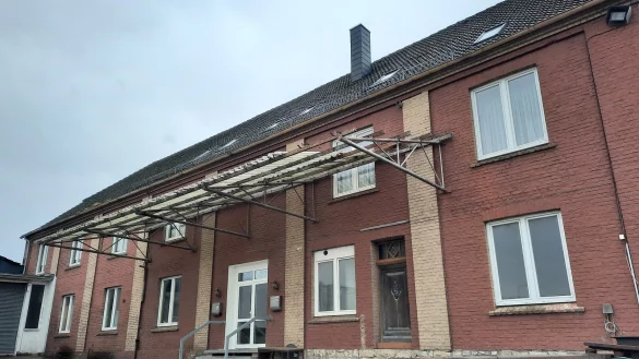 Hier residiert die Bibelgemeinde Lage. An dieser Stelle wird sie wohl keine Weihnachtsgottesdienste abhalten d&uuml;rfen, ohne die 3-G-Regel einzuhalten. - &copy; Marianne Schwarzer