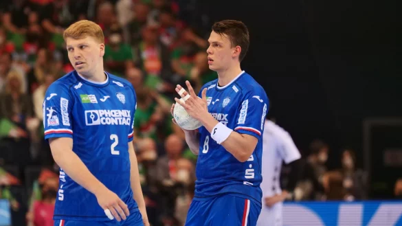 Lukas Hutecek und Frederik Simak bleiben ihren bisherigen Trikotnummern treu. - &copy; J&ouml;rg Hagemann