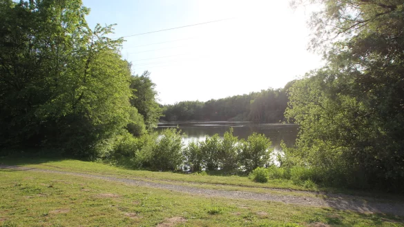 Die Pottkuhle soll umgestaltet werden - m&ouml;glichst mit einer Aufenthaltsplattform auf dem Wasser. - &copy; Archivfoto: Jens Rademacher