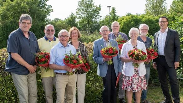 Der parlamentarische Staatssekret&auml;r im Bauministerium, S&ouml;ren Bartol, ehrte zahlreiche Mitgleider des SPD- Stadtverbandes Horn- Bad Meinberg. - &copy; SPD-Stadtverband Horn-Bad Meinberg