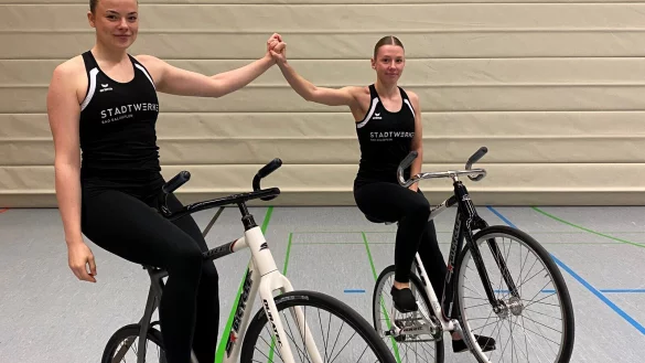 Kim Schl&uuml;ter (links) und Neele Jodeleit vom RSV Knetterheide. - &copy; Sebastian Lucas