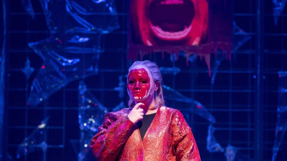 Oksana Kramareva in der Titelrolle von Turandot. - &copy; Matthias Jung/Landestheater