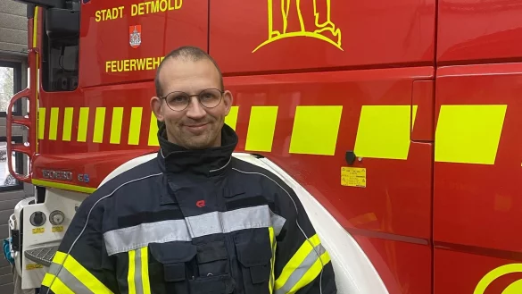 Thomas D&ouml;rfel arbeitet hauptberuflich bei der Feuerwehr Detmold und ist bei dem Unwettereinsatz am 22. Mai in Kl&uuml;t als Einsatzleiter im Dienst gewesen. - &copy; Feuerwehr Detmold