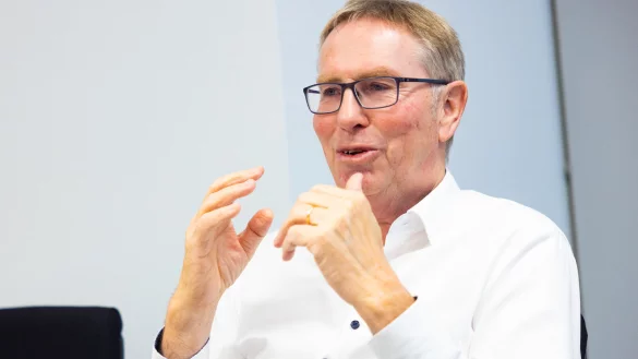 Geht in Ruhestand: Harald Grefe kam 1993 von Melitta zur Bielefelder IHK. - &copy; Mike-Dennis M&uuml;ller / www.mdm.photo