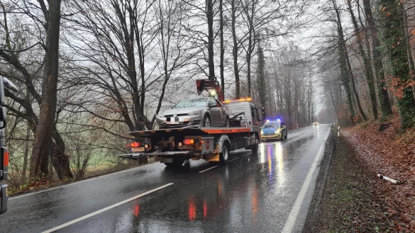 Am Donnerstagmorgen hat sich ein Unfall auf der Bundesstra&szlig;e 238 zwischen Lemgo und Kalletal ereignet. - &copy; Nadine Uphoff