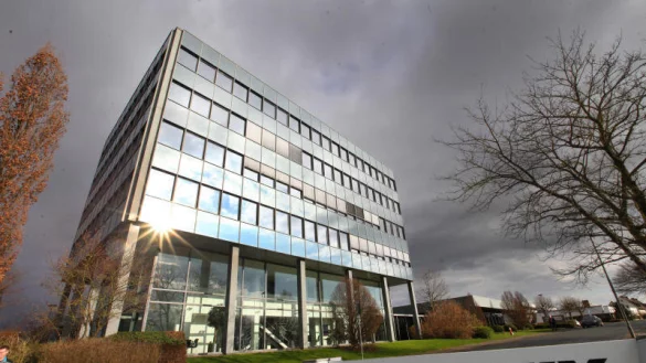 Dem Unternehmen wird es auch 2023 gut gehen. Der K&auml;mmerer rechnet mit hohen Gewerbesteuereinnahmen, und ein gro&szlig;er Teil kommt vom Flachsmarkt. - &copy; Archivfoto: Vera Gerstendorf-Welle