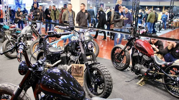 Auf der Custombike Show haben sich am Wochenende die Meister ihres Fachs getroffen, um anderen Motorradverr&uuml;ckten Anregungen f&uuml;r die Individualisierung von Motorr&auml;dern zu geben. - &copy; Heidi Stork