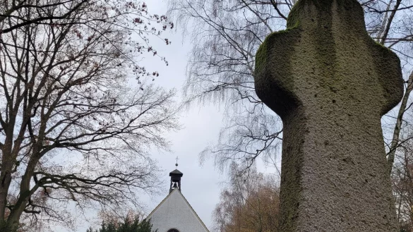 Dorfgemeinschaft und Kirchengemeinde halten den Umbau der Kapelle in Hagen f&uuml;r eine gute Idee. Im Hauptausschuss waren CDU, FDP, Gr&uuml;ne und AfD dagegen. Eine Abstimmung gab es nicht, der Rat muss ran. - &copy; Astrid Sewing