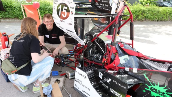 TH-OWL-Studenten aller zehn Fachbereiche freuen sich auf den Austausch mit den G&auml;sten des Tages der offenen T&uuml;r in Detmold und Lemgo. - &copy; TH OWL