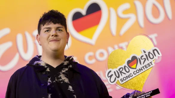 Seit Isaak Guderian im Februar den deutschen ESC-Vorentscheid gewonnen hat, ist er "always on the run". - &copy; Christoph Soeder/dpa