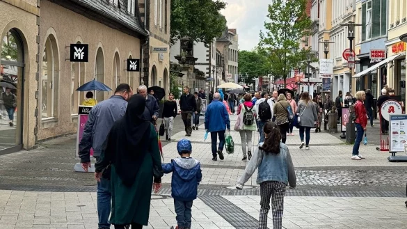 In der Residenzstadt sind Menschen vieler unterschiedlicher Kulturen zuhause. - &copy; Raphael Bartling
