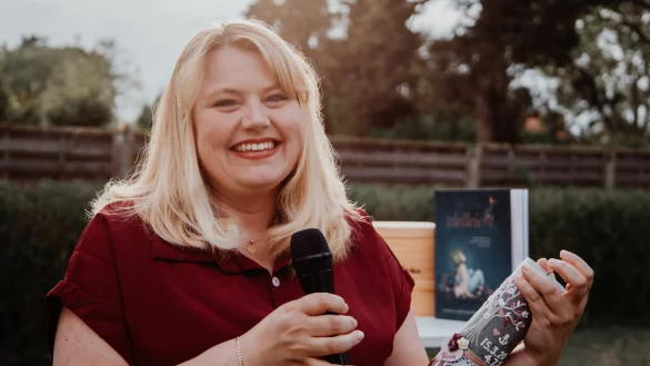 C&eacute;line W&uuml;llner ist freie Rednerin und bietet auch Kinderwillkommensfeiern an. - &copy; Melina Guder