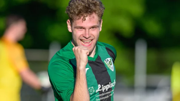 Jerome Vanin freut sich riesig &uuml;ber ein Tor f&uuml;r die SG Belle-Cappel-Leopoldstal. - &copy; EGON PENNER