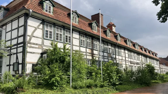 Das fr&uuml;here Qualityhotel "Zum Stern" in bester Lage zum historischen Kurpark ist geschlossen, der Inhaber insolvent. - &copy; Cordula Gr&ouml;ne