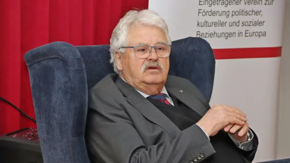 Wohl kaum jemand kennt die EU so gut wie der CDU-Politiker Elmar Brok. - &copy; Knut Dinter