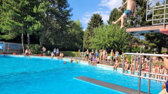 Am 25. Mai &ouml;ffnen die st&auml;dtischen Freib&auml;der in Lage - auch in H&ouml;rste. Das Sommerfest ist am 29. Juni geplant. - &copy; Archivfoto: Astrid Sewing