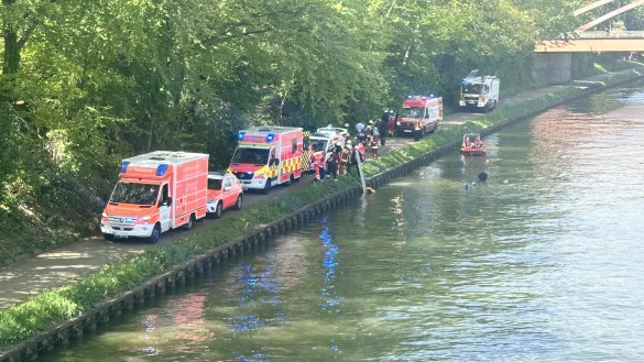 Ein Boot ist gesunken. - &copy; MT-Foto: Patrick Schwemling