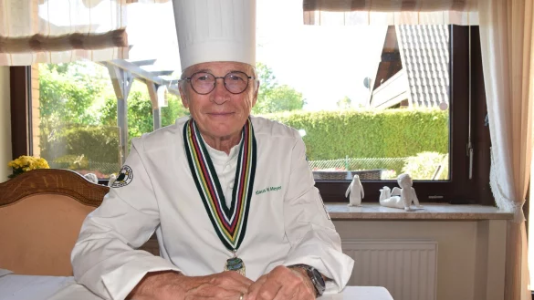 Klaus Wilfried Meyer ist unter anderem K&uuml;chenchef im elterlichen "Sternenkrug" und Leiter der Zentralk&uuml;che der St&auml;dtischen Kliniken Bielefeld gewesen. - &copy; Karin Prignitz