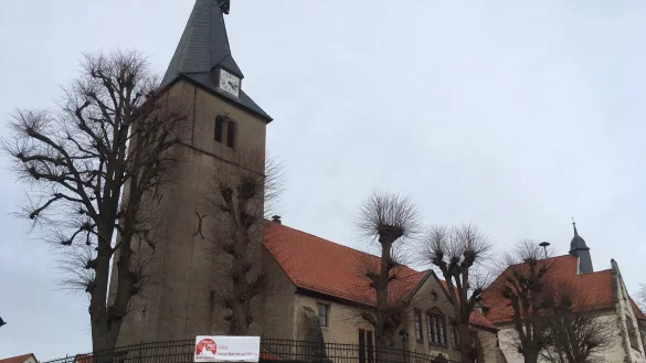 Die evangelisch-reformierte Kirchengemeinde bekommt finanzielle Unterstützung vom Bund bei der Sanierung der Kirche in Barntrup. - © LZ-Archiv