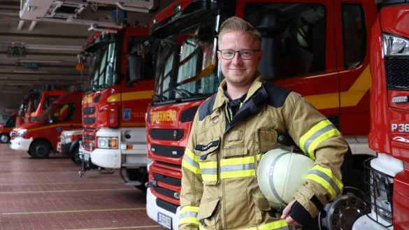Leon Stock ist Brandmeisteranw&auml;rter - er will hauptamtlicher Feuerwehrmann werden und absolviert dazu eine 18-monatige Ausbildung. - &copy; Alexandra Schaller