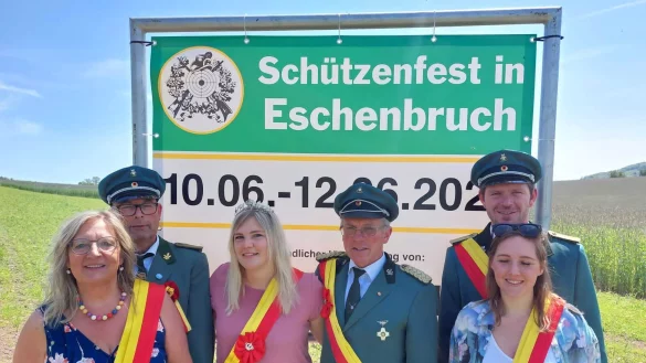 Die K&ouml;nigsgesellschaft Eschenbruch freut sich auf ein rauschendes Fest. - &copy; Sch&uuml;tzenverein Eschenbruch