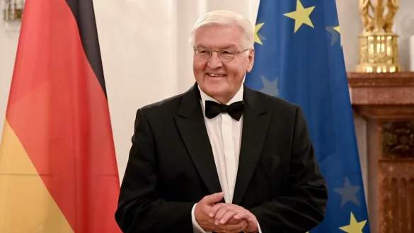 Bundespr&auml;sident Frank-Walter Steinmeier ist einer der bekanntesten Pers&ouml;nlichkeiten aus OWL. - &copy; Britta Pedersen/dpa/Archivbild