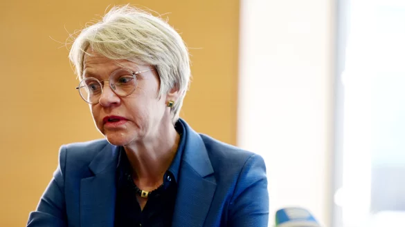 Die NRW-Schulministerin Dorothee Feller musste sich in den vergangenen Wochen häufiger mit Pannen auseinander setzen. - © Malte Krudewig