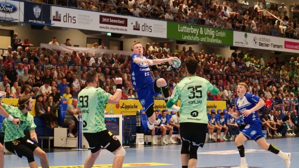 Der 35:32-Sieg gegen die F&uuml;chse Berlin bleibt bei Niels Versteijnen &uuml;ber den Sommer hinaus im Ged&auml;chtnis. Foto: J&ouml;rg Hagemann - &copy; J&ouml;rg Hagemann