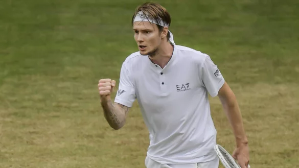 Alexander Bublik, der f&uuml;r Kasachstan startet, war in dieser Woche nicht zu bezwingen: Der 26-J&auml;hrige ist Sieger der 30. Terra Wortmann Open. - &copy; IMAGO/pepphoto