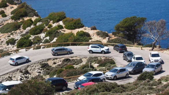 Stau auf Mallorca: Mit dem Tourismus werde mehr als ein Drittel des Bruttoinlandsproduktes auf den Balearen erwirtschaftet. - &copy; Symbolfoto: Pixabay
