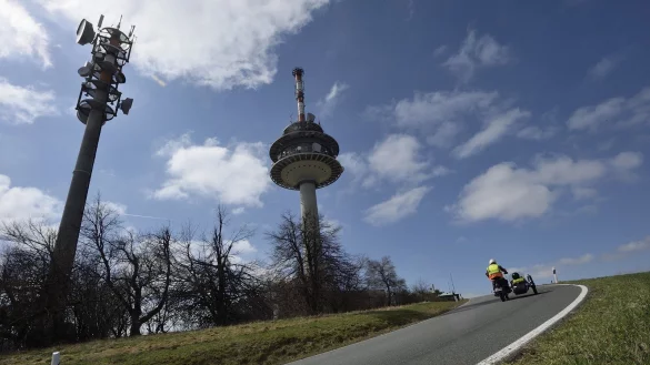 Der K&ouml;terberg ist beliebter Treffpunkt f&uuml;r Motorradfahrer und Wanderer.&nbsp; - &copy; Archivfoto: Karl-Heinz Krull