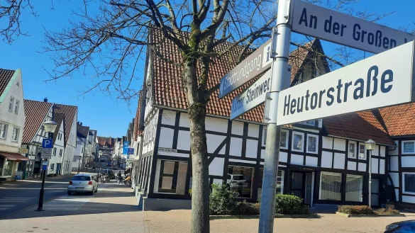 Der Stadteingang soll versch&ouml;nert werden. - &copy; Michaela Wei&szlig;e
