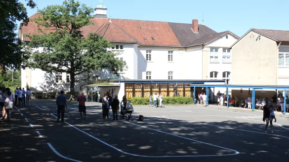 Weitsprung ist an der Grundschule B&ouml;singfeld momentan nicht machbar. - &copy; Archivfoto: Janet K&ouml;nig
