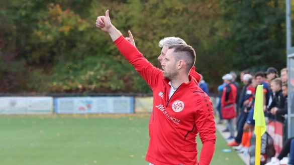 Niklas Bent ist der Spielertrainer des SV Diestelbruch-Mosebeck. - © Sebastian Lucas