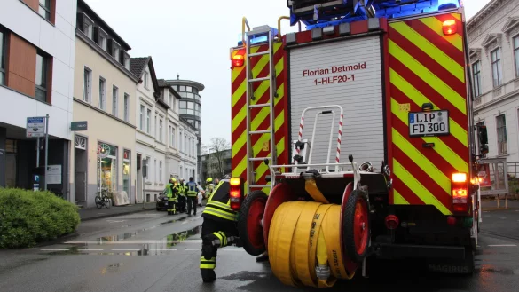 Die Paulinenstra&szlig;e zwischen dem Landgericht und der Bielefelder Stra&szlig;e war wegen des Einsatzes f&uuml;r mehrere Stunden gesperrt. - &copy; Janet K&ouml;nig