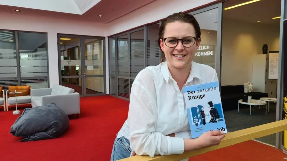 Die Lemgoerin Constanze Hey ist ausgebildeter Business-Knigge-Coach und hat am neuen Job-Knigge mitgearbeitet. - &copy; Nadine Uphoff