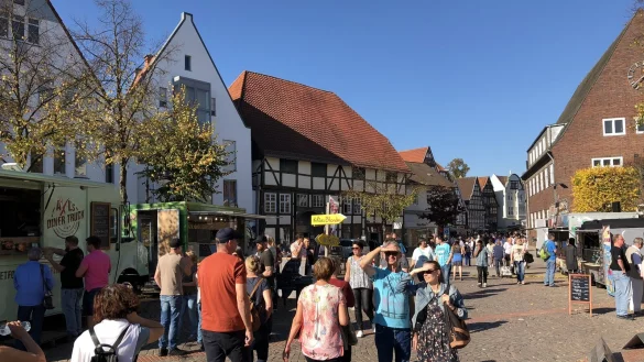Auf dem Salzhof findet an diesem Wochenende wieder ein Streetfood-Festival mit verschiedenen Spezialit&auml;ten-Trucks statt. - &copy; Thomas Reineke