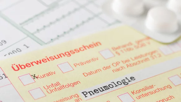 Bald auch digital: Wichtige Unterlagen wie &Uuml;berweisungen oder Arztbriefe werden &uuml;ber die digitale Gesundheitsplattform OWL digital &uuml;bermittelt. - &copy; dpa