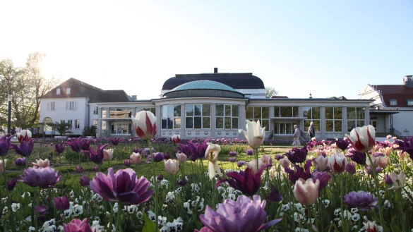 Das Kurhaus in Bad Salzuflen wurde am 23. Juli 1900 eingeweiht. - &copy; Vera Gerstendorf-Welle