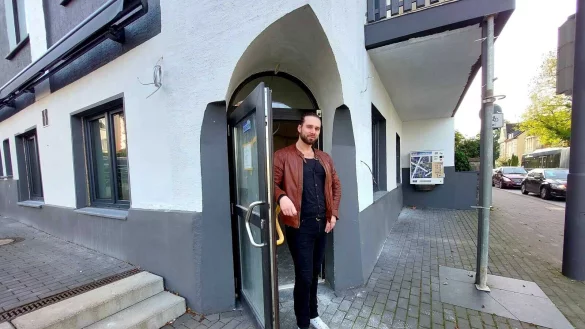 Daniel Clemens Fischer (28) baut die ehemalige Kneipe "Zum kleinen Fritz" gerade in ein richtiges Restaurant um. - &copy; Janet K&ouml;nig