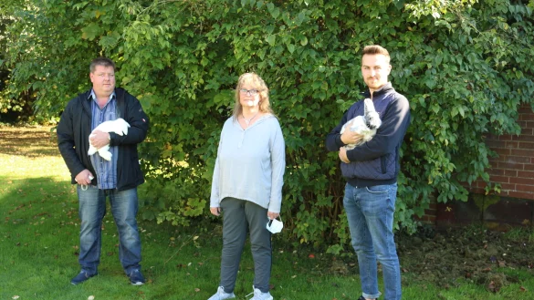 Die Clubmeister Sven B&uuml;ltemeier (Widderclub), Birgit Busse-Sander und Marcus Arent (beide W147). - &copy; Philip Marx