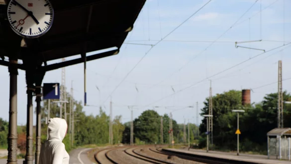 In Horn mussten die Fahrg&auml;ste eines Zugs evakuiert werden. - &copy; Symbolfoto: Pixabay