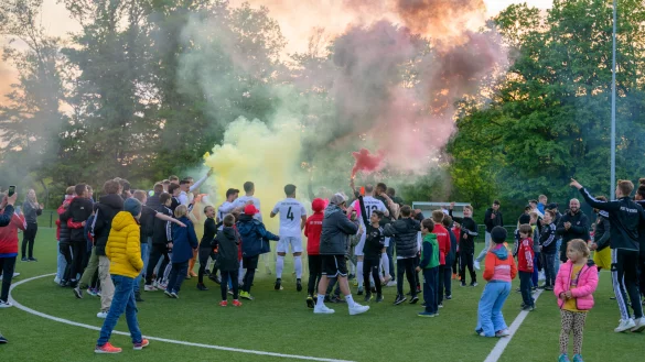 Am 17. Mai dieses Jahres hatte der Post-TSV Detmold den Kreispokal in Diestelbruch gewonnen. Die Diestelbrucher haben nun wieder die M&ouml;glichkeit, das Endspiel auszurichten. - &copy; Egon Penner