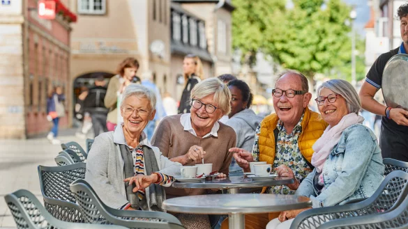 Bis zum 29. Oktober befragt die Stadt Senioren zu deren Lebenswelt in Detmold. - © Stadt Detmold