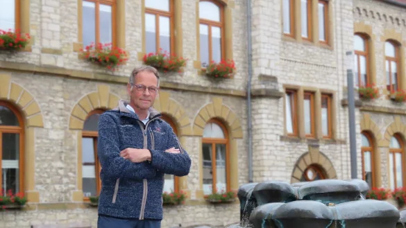 Bereits in jungen Jahren hat Kristian Hoffmann begonnen, ehrenamtlich zu arbeiten. F&uuml;r sein jahrzehntelanges Engagement w&uuml;rdigt die SPD ihn mit dem Heinz-Steink&uuml;hler-Preis. Foto: Gunter Held - &copy; Gunter Held