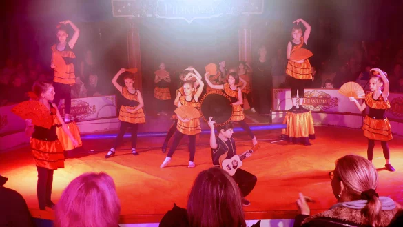 Zirkus-Show der Kinder von St. Marien. - &copy; Rudi Rudolph