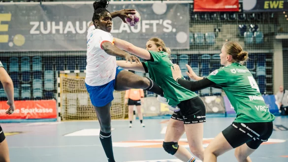 Laetitia Quist &uuml;bernahm viel Verantwortung bei der HSG in Oldenburg. - &copy; Thorsten Helmerichs