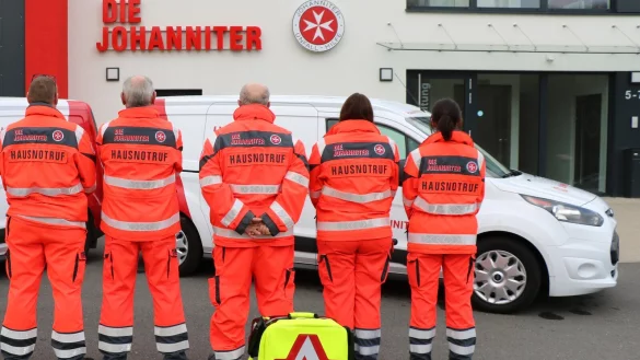 Tag der Sicherheit: Nach einem Vortrag der Polizei Lippe &uuml;berStraftaten zum Nachteil &auml;lterer Menschen beraten die Johanniter zum Hausnotruf und mehr Sicherheit zu Hause oder unterwegs. - &copy; Johanniter Lippe-H&ouml;xter