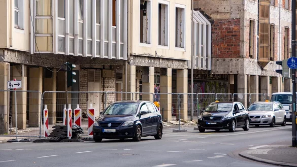 Aufgrund der Baustelle am Hornschen Tor wird ein Teil der Hornschen Stra&szlig;e ab Mitte Oktober f&uuml;r mehrere Wochen zu einer Einbahnstra&szlig;e umfunktioniert. - &copy; Raphael Bartling